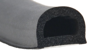 018-318 TRAILER WEATHERSTRIPPING -NON RIBBED D SEAL W/TAPE-BLACK