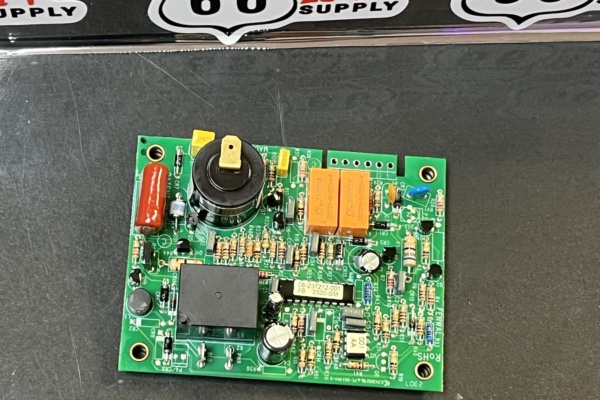 521099N SUBURBAN FURNACE CONTROL BOARD