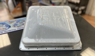 71112A-C ROOF VENT 12V NO GARNISH