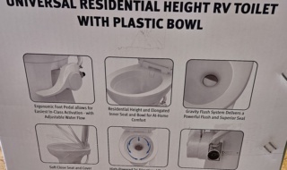 780-0092 VOYAGER TOILET WITH PLASTIC BOWL