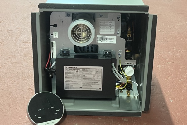 2021132340 FURRION TANKLESS WATER HEATER WITH ANTIFREEZE PROTECTION