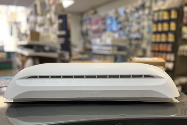 3311236.000 REFER ROOF VENT COMP - WHITE